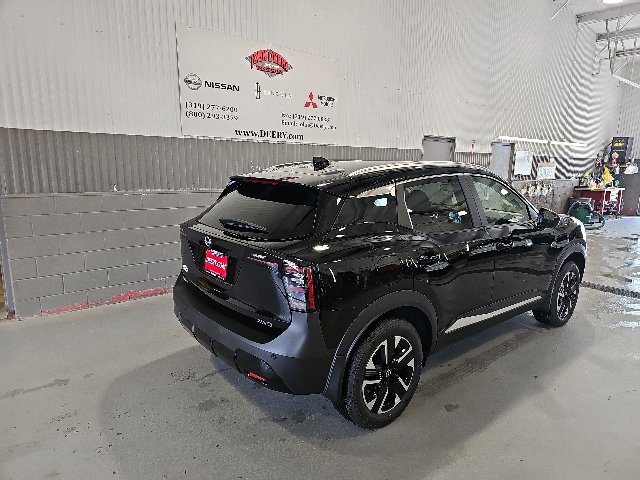 New 2026 Nissan Kicks SV w/ SV Premium Package AWD/4WD image 3