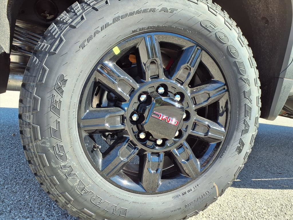 New 2026 GMC Sierra 2500 AT4 w/ AT4 Premium Plus Package image 34