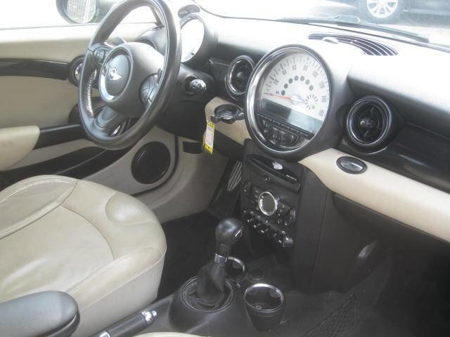 Used 2011 MINI Cooper Clubman S image 17