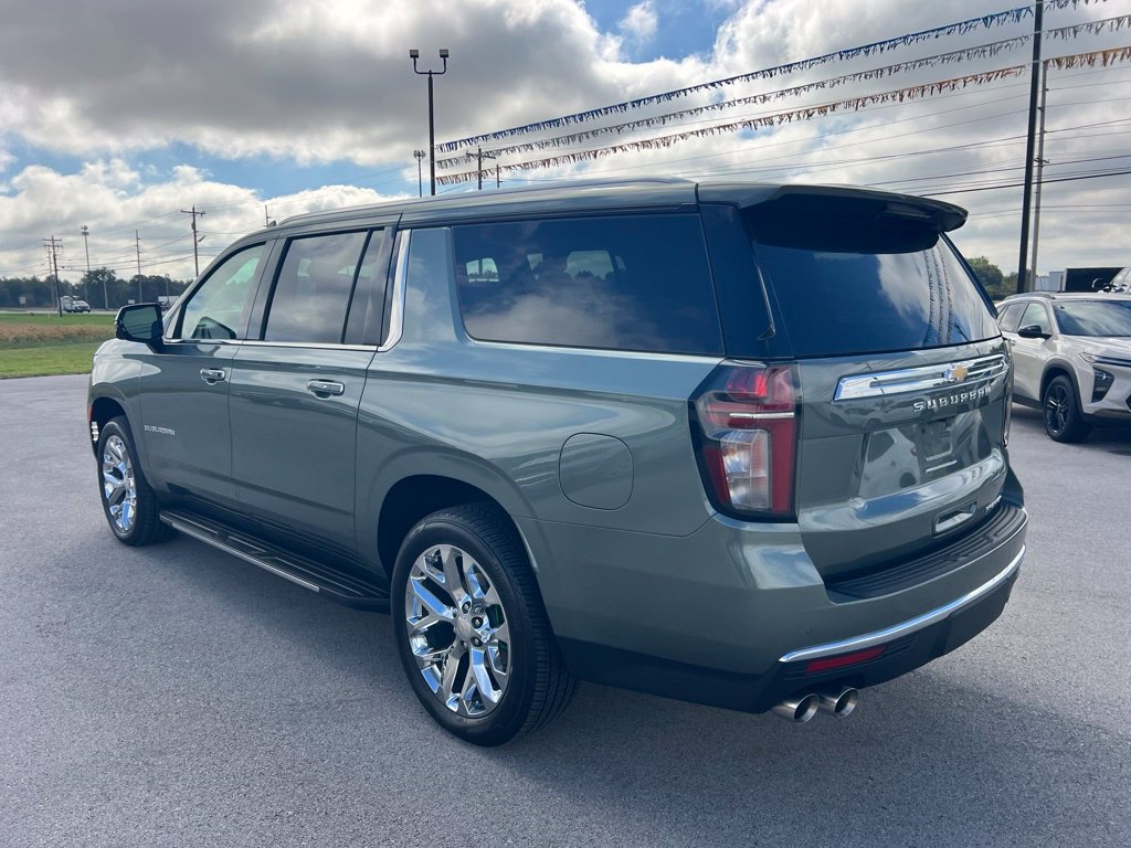 Used 2024 Chevrolet Suburban Premier AWD/4WD image 8