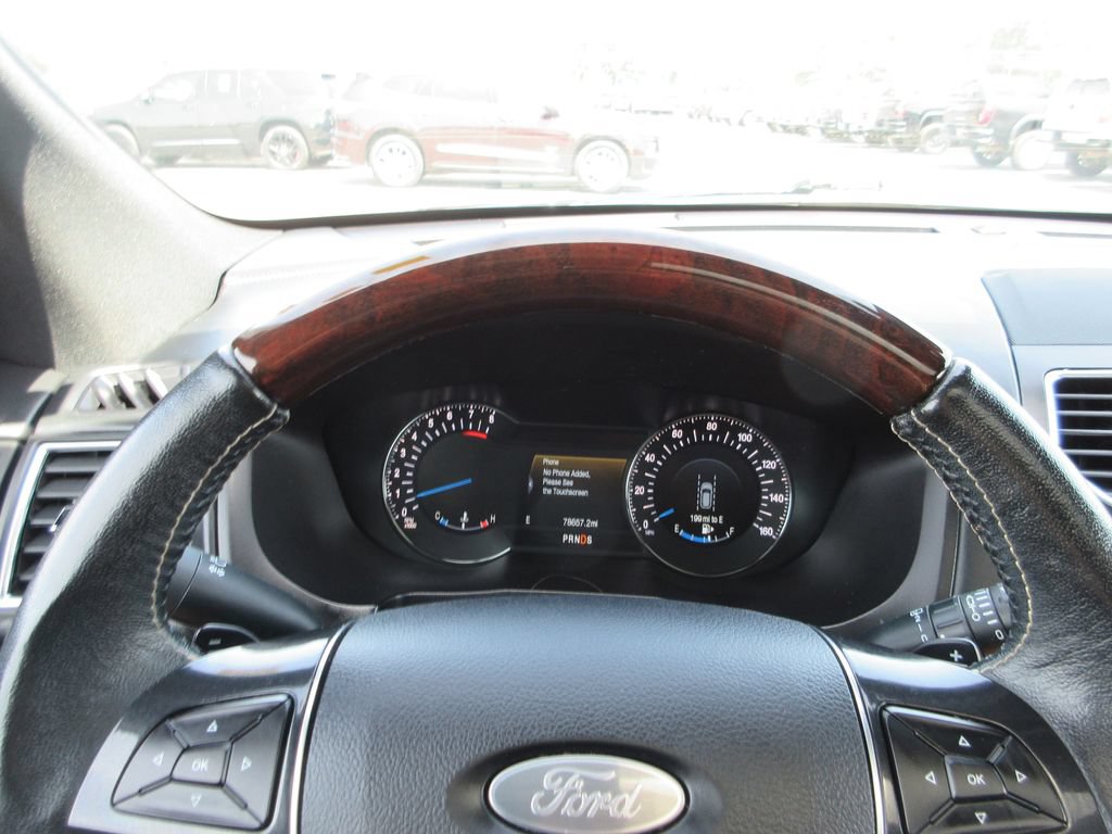 Used 2018 Ford Explorer Platinum AWD/4WD image 33