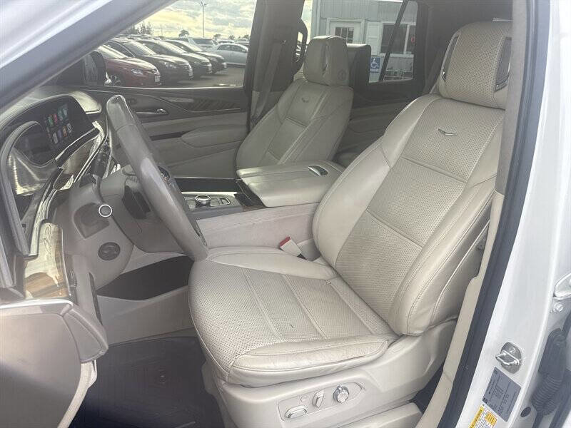 Used 2021 Cadillac Escalade Sport Platinum image 18