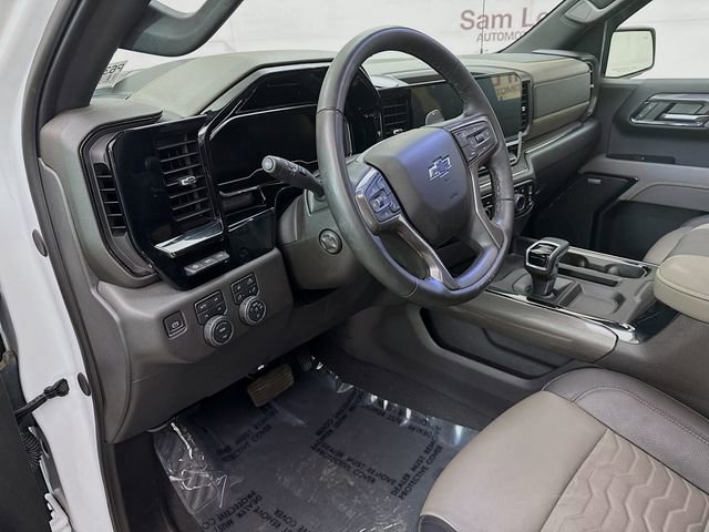 Used 2024 Chevrolet Silverado 1500 ZR2 w/ Technology Package image 12