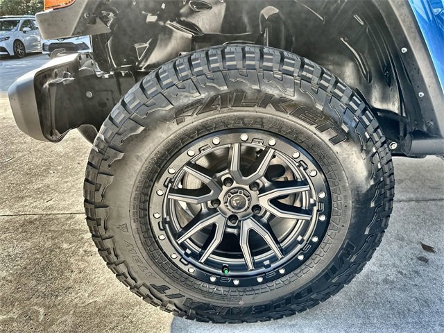 Used 2023 Jeep Gladiator Willys image 19