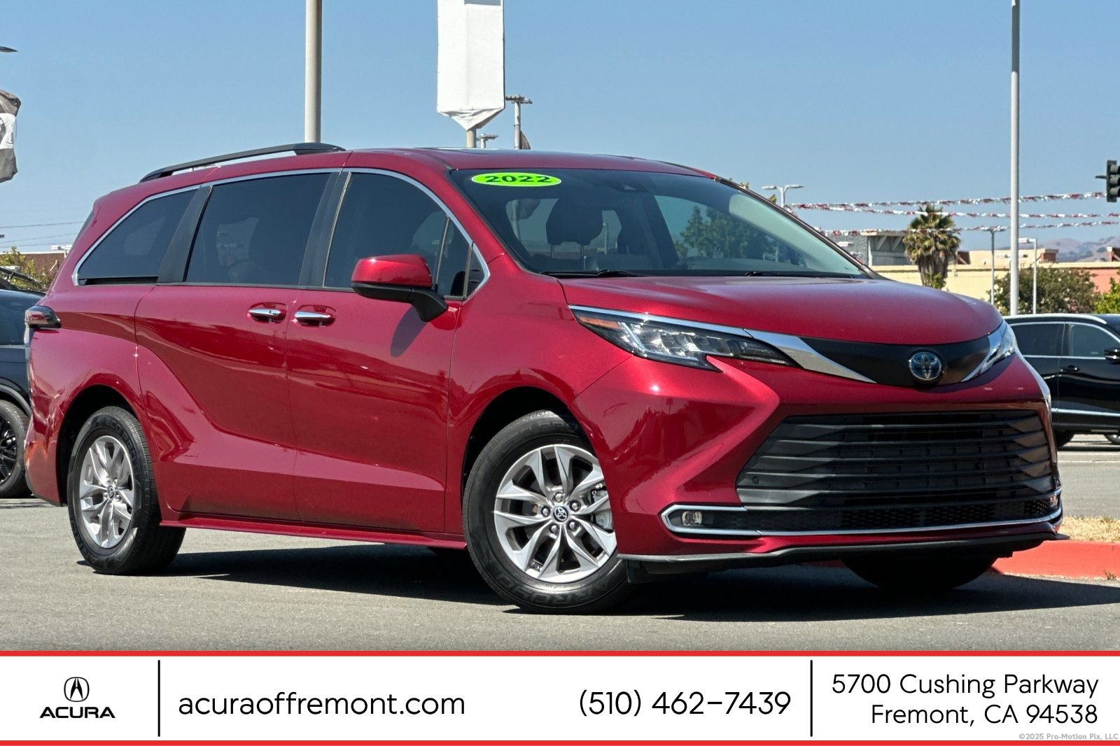 Used 2022 Toyota Sienna XLE