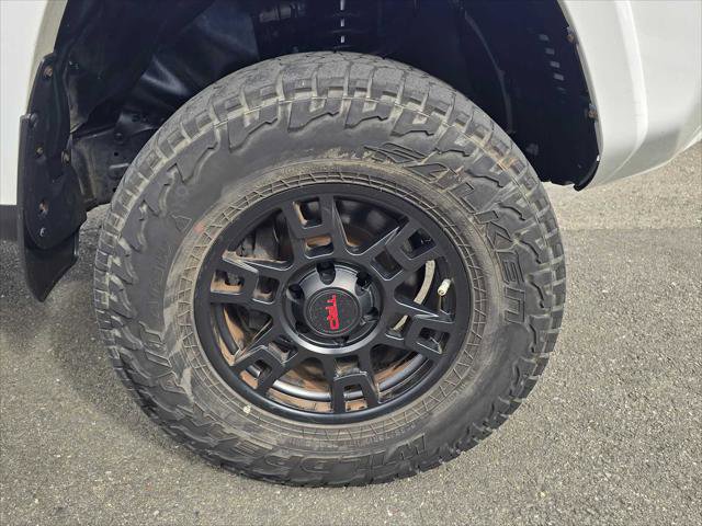 Used 2020 Toyota 4Runner SR5 image 9