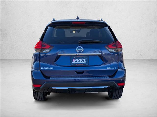 Used 2017 Nissan Rogue SL w/ SL Premium Package image 6