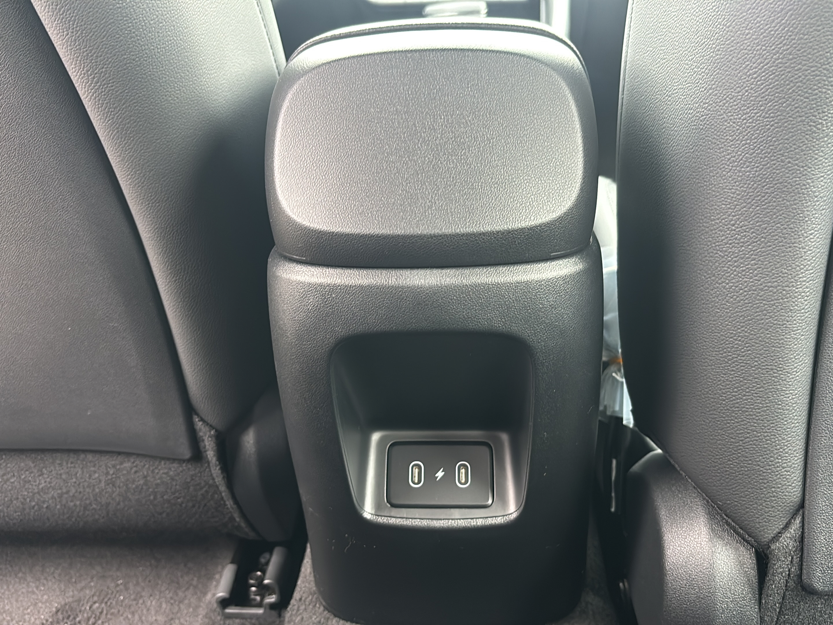 New 2026 Hyundai Elantra SEL Sport FWD image 14