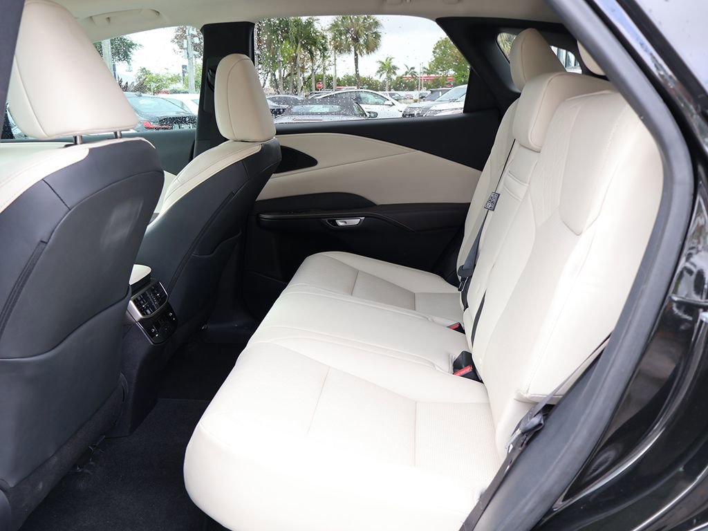 Used 2025 Lexus RX 350 w/ Convenience Package AWD/4WD image 38