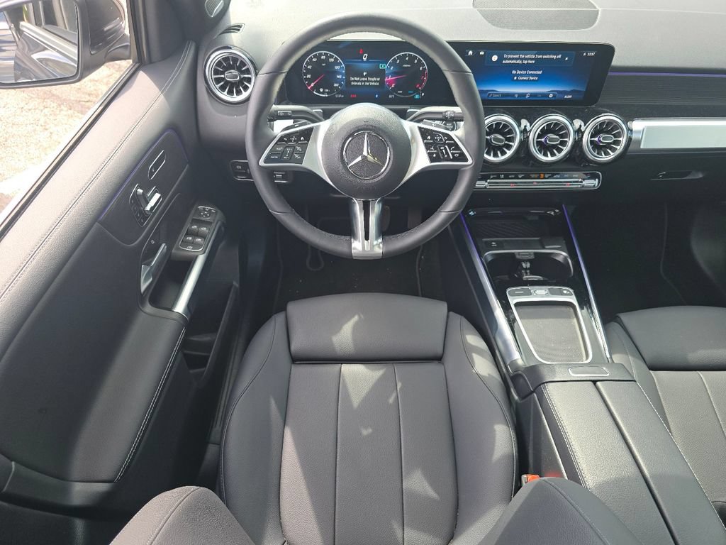 Used 2026 Mercedes-Benz GLB 250 4MATIC image 25