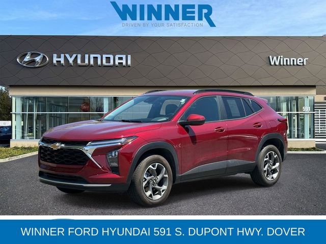 Used 2024 Chevrolet Trax LT w/ Driver Confidence Package FWD image 1