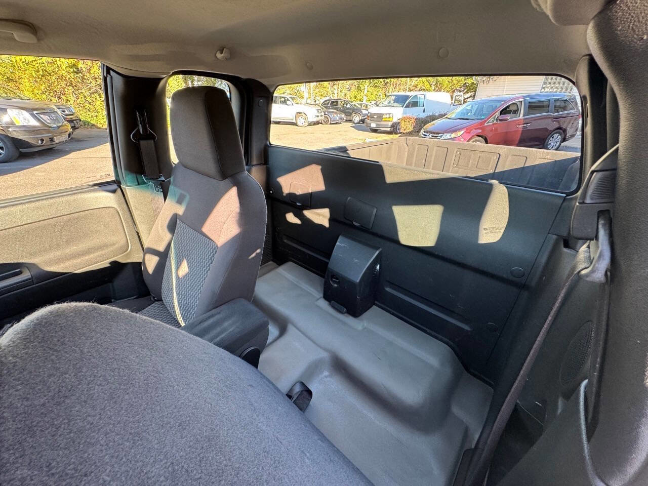 Used 2012 Chevrolet Colorado W/T image 17