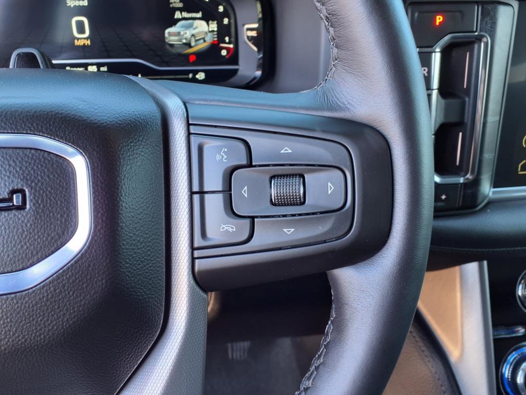 Used 2024 GMC Yukon XL Denali w/ Denali Reserve Package image 12