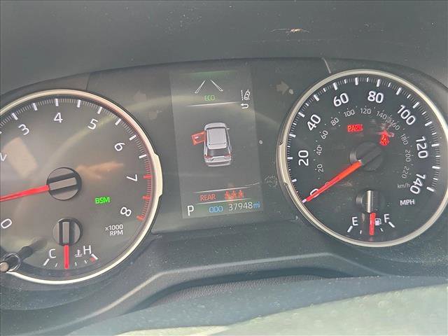 Used 2020 Toyota RAV4 XLE w/ Convenience Package image 7