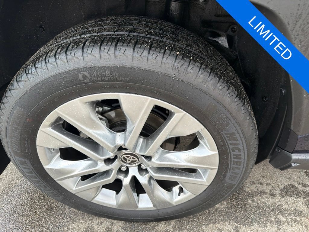 Used 2025 Toyota RAV4 Limited w/ Weather Package AWD/4WD image 9