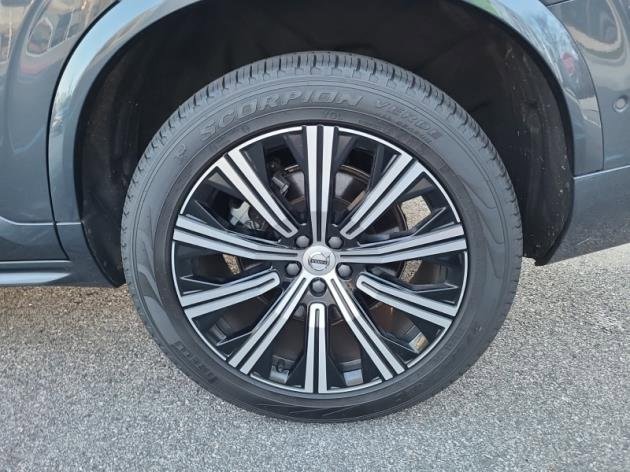 Used 2025 Volvo XC90 B5 Plus image 5