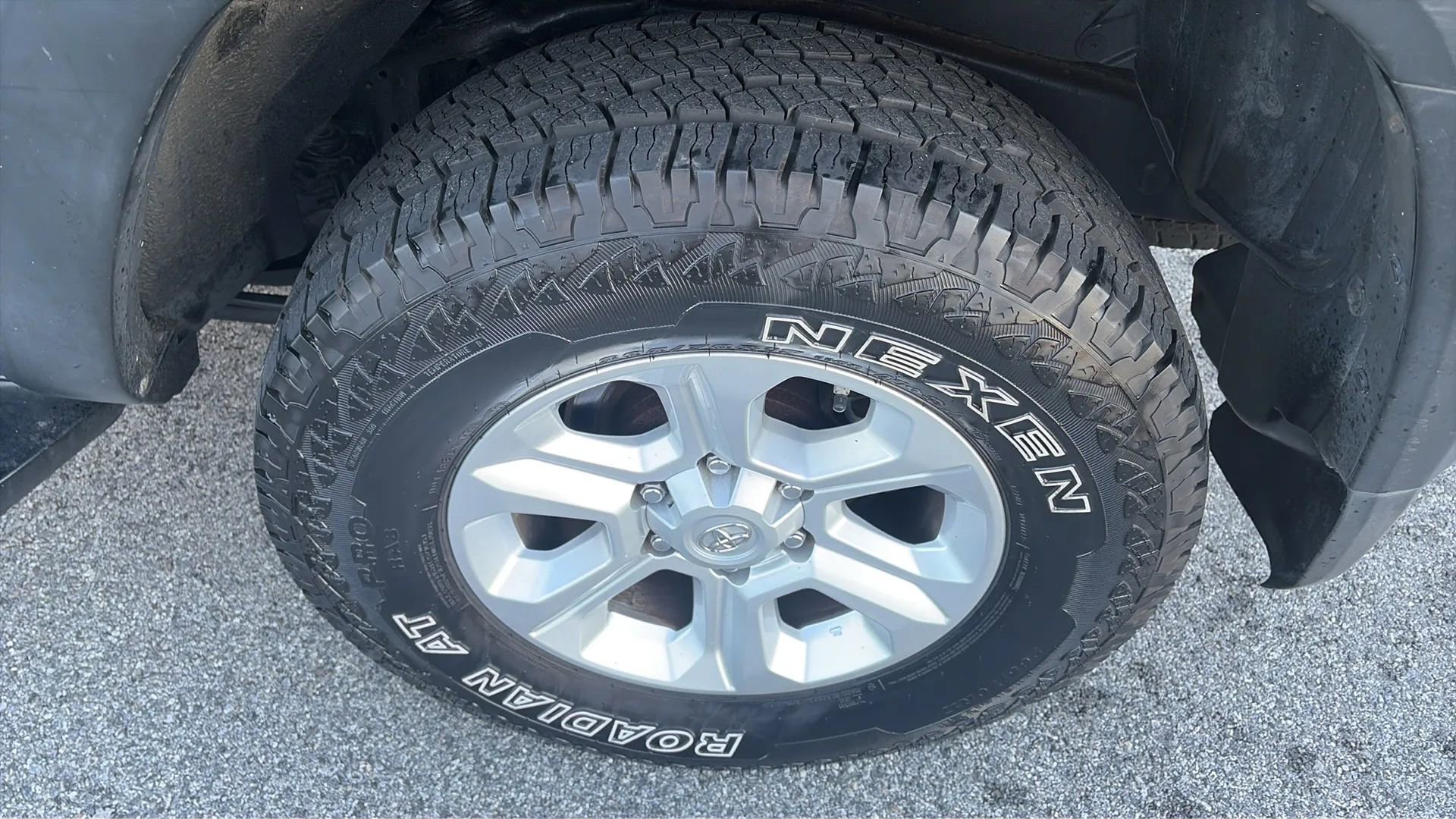 Used 2011 Toyota 4Runner SR5 image 22