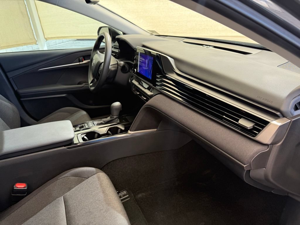 Used 2025 Toyota Camry LE w/ Convenience Package FWD image 13