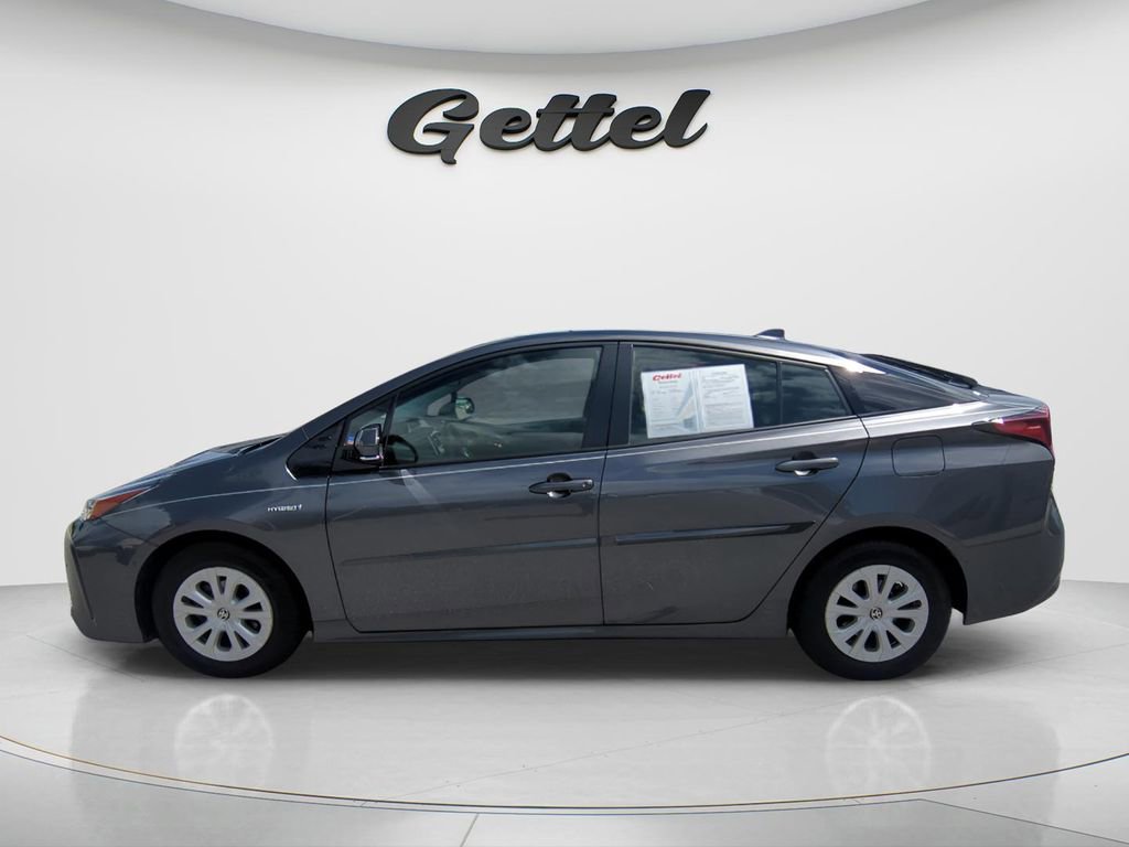 Used 2019 Toyota Prius LE image 15