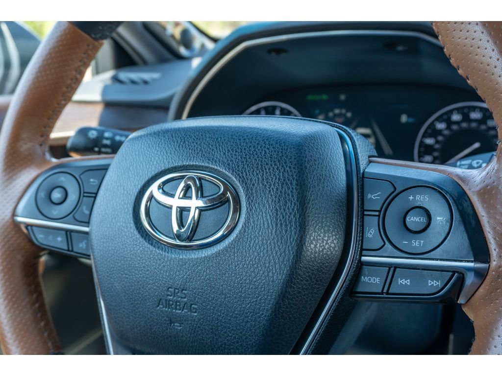 Used 2019 Toyota Avalon Limited w/ Advanced Safety Package image 30
