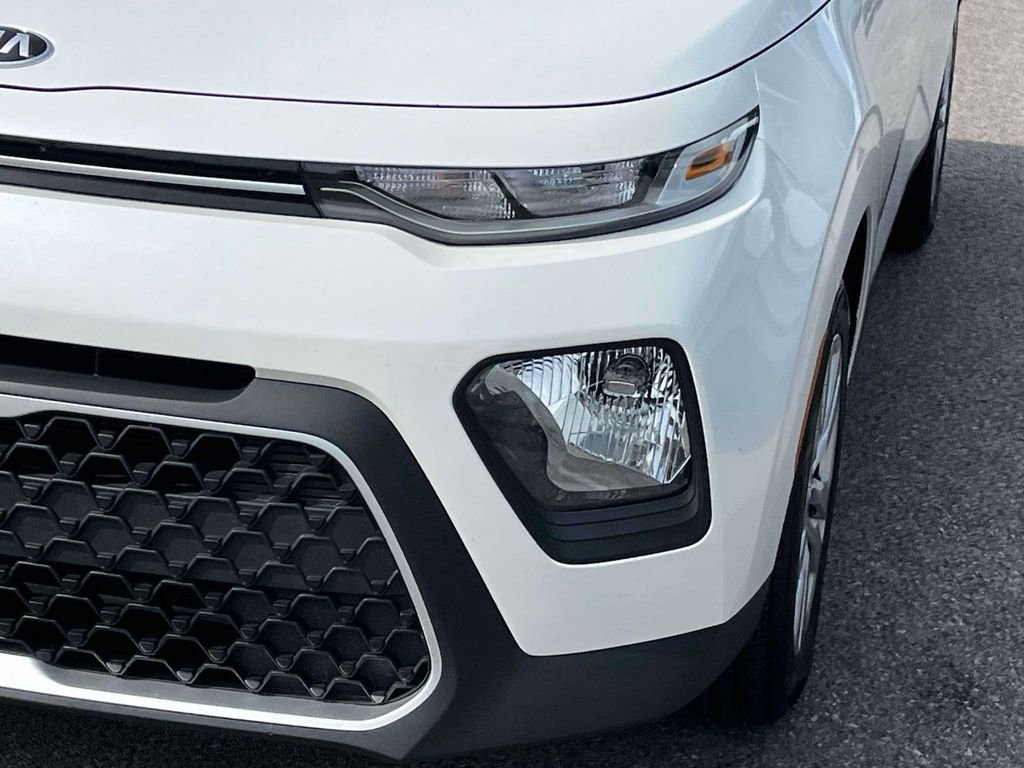 Used 2020 Kia Soul LX image 32
