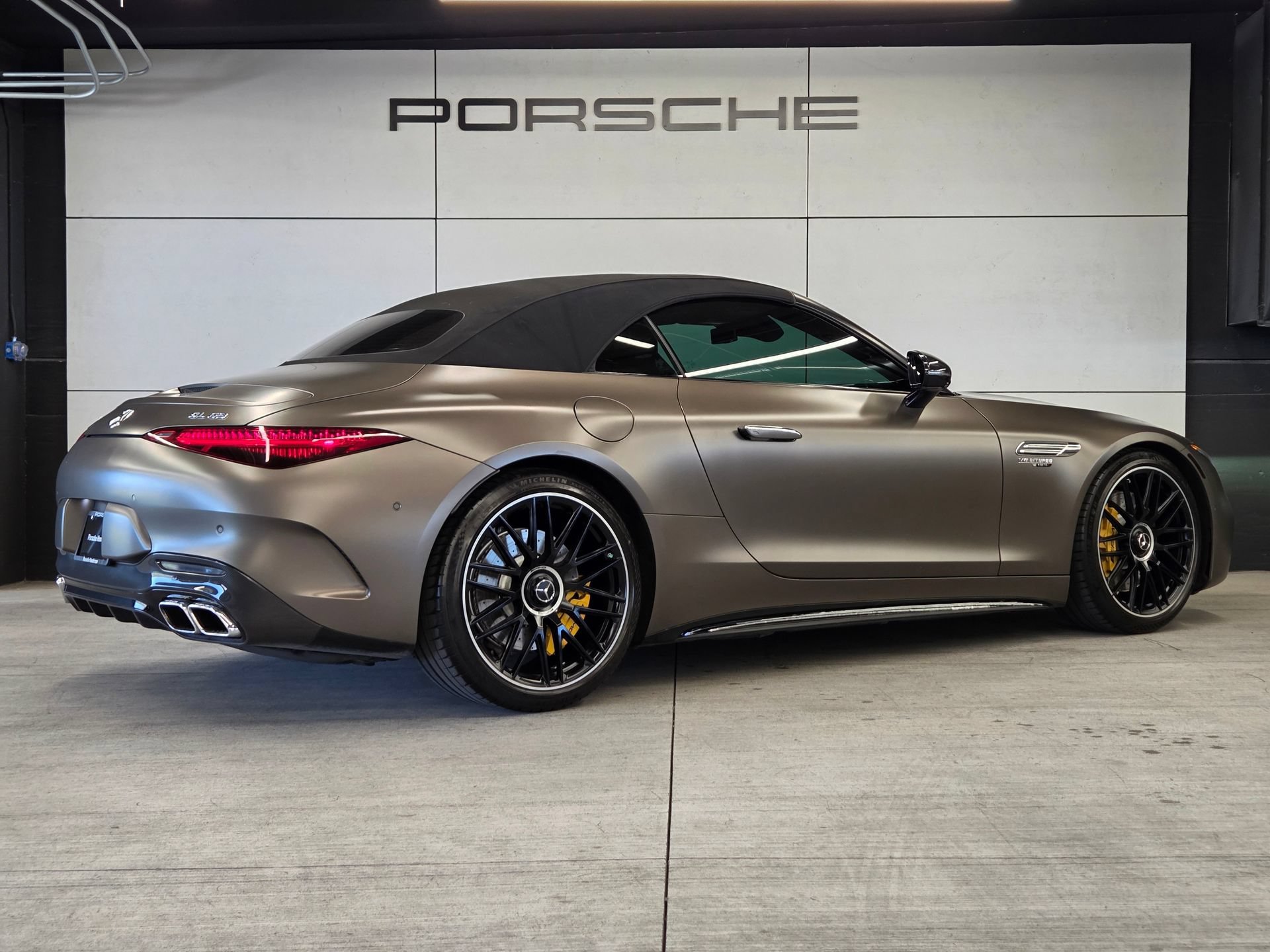 Used 2022 Mercedes-Benz SL 63 AMG 4MATIC image 6