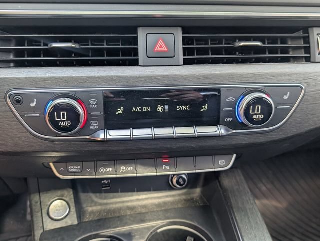 Used 2019 Audi A4 2.0T Premium FWD image 25