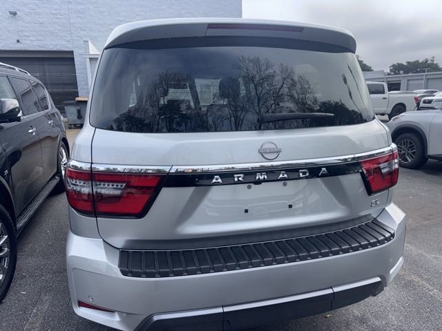 Used 2024 Nissan Armada SL w/ Captain's Chairs Package image 7