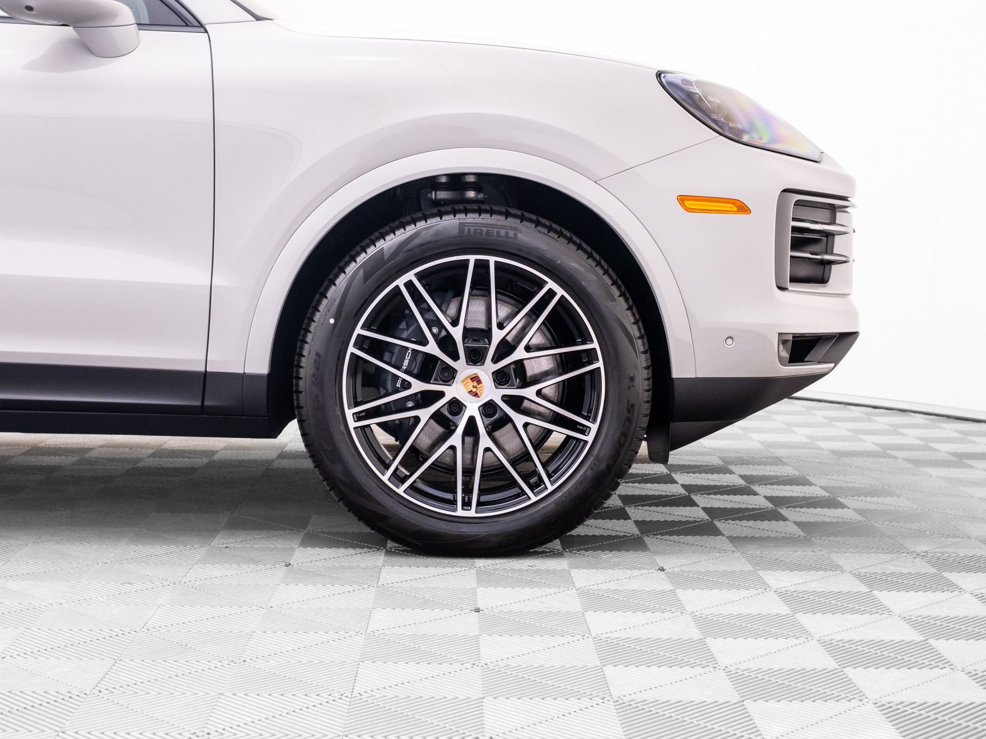 New 2026 Porsche Cayenne Coupe AWD/4WD image 36
