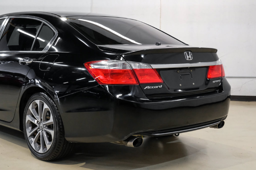 Used 2014 Honda Accord Sport image 13