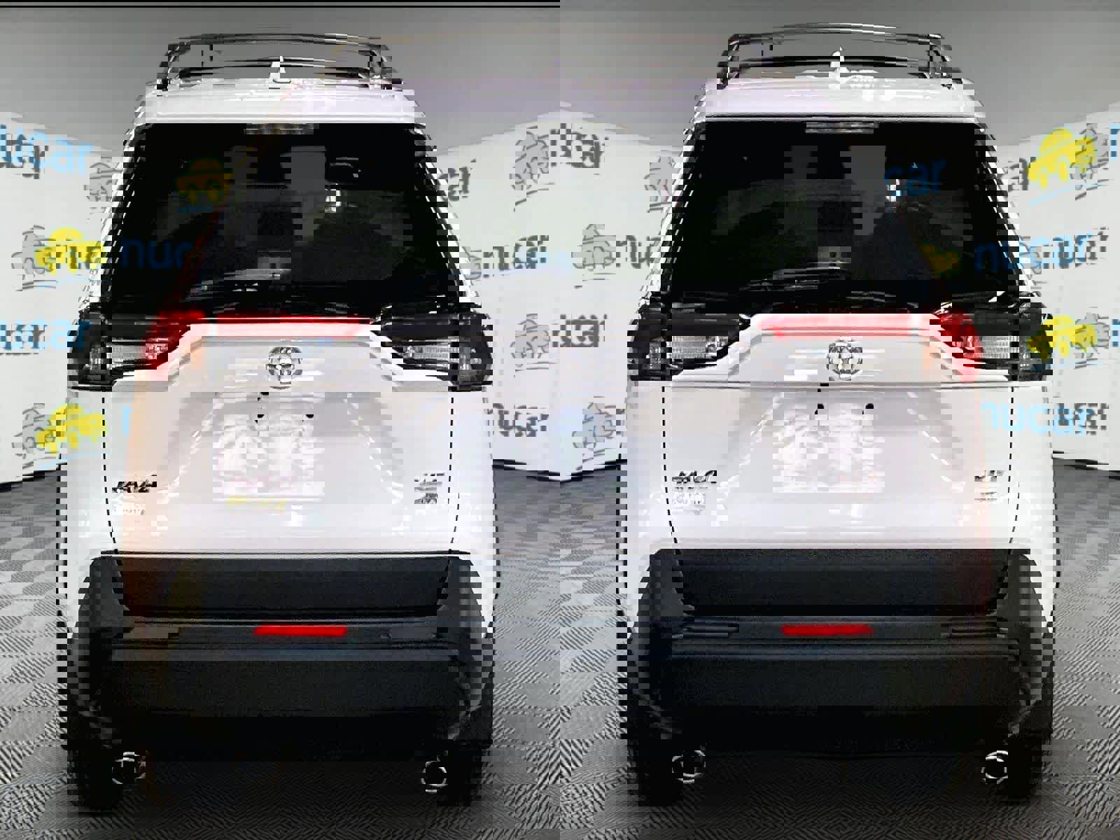 Used 2023 Toyota RAV4 XLE w/ Convenience Package image 5