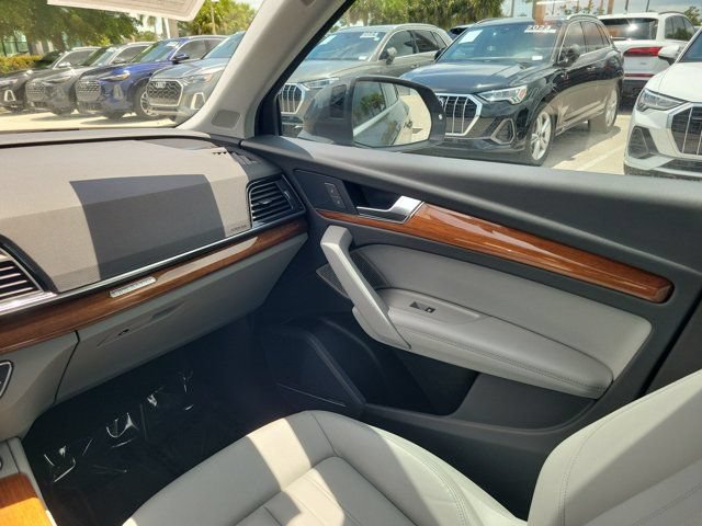 Certified 2023 Audi Q5 2.0T Premium Plus w/ Premium Plus Package AWD/4WD image 14