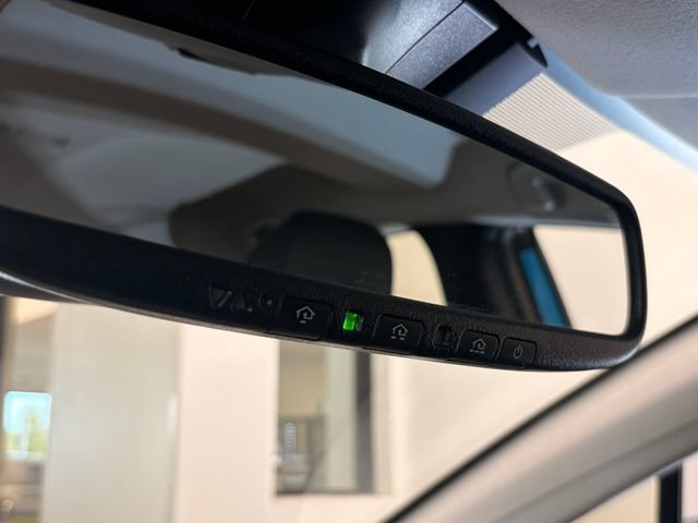 Used 2020 Toyota Prius Limited FWD image 26