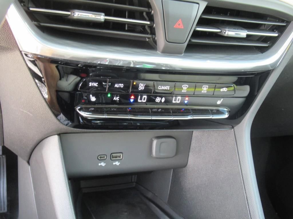 New 2026 Buick Encore GX Avenir w/ Avenir Technology Package image 23