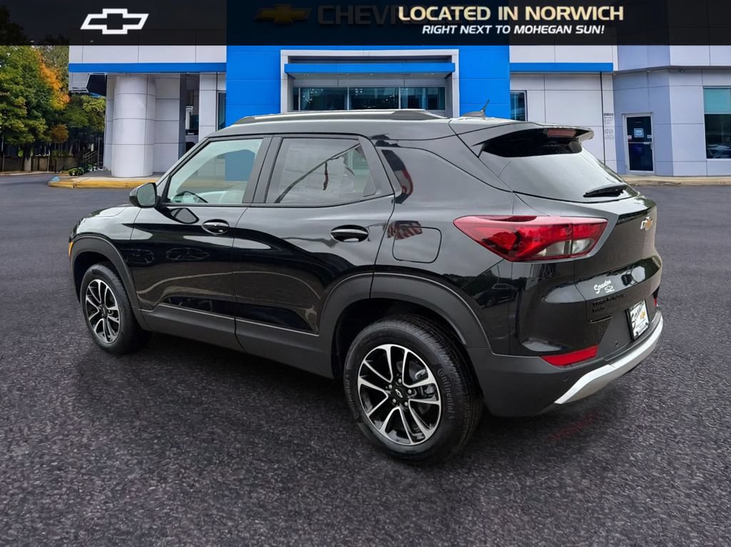 New 2026 Chevrolet TrailBlazer LT w/ Convenience Package AWD/4WD image 7