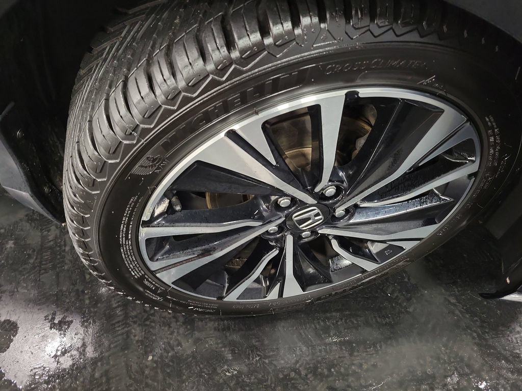 Used 2017 Honda Accord EX image 10