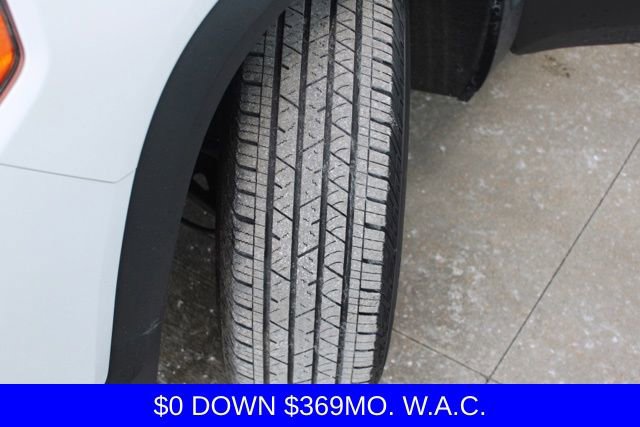 Used 2021 GMC Acadia SLE w/ Driver Convenience Package image 11