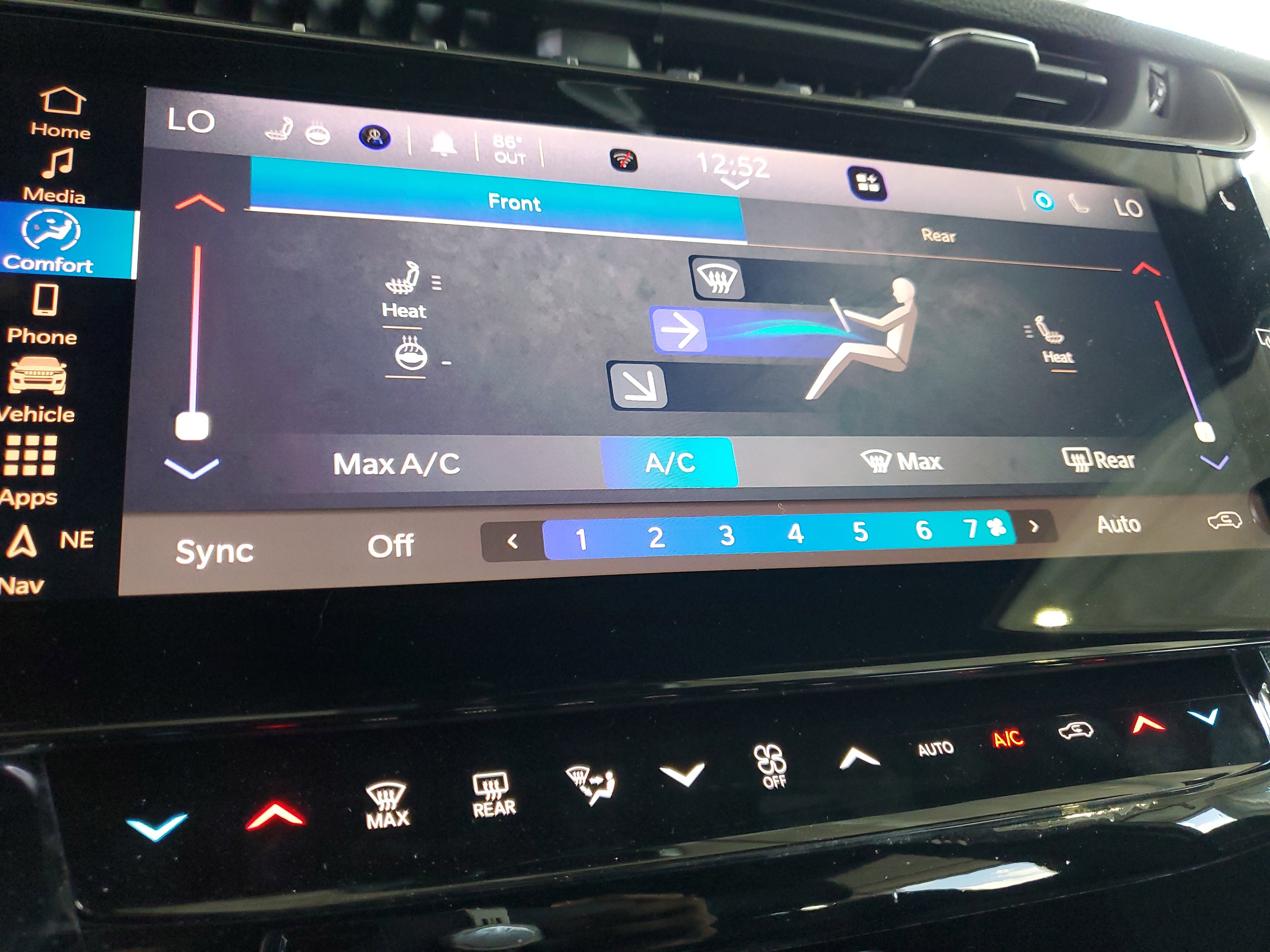 New 2026 Jeep Grand Cherokee L 4WD image 29