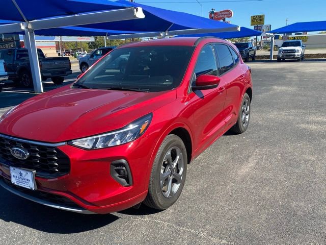 Used 2023 Ford Escape ST-Line Select w/ Tech Pack #1 image 2