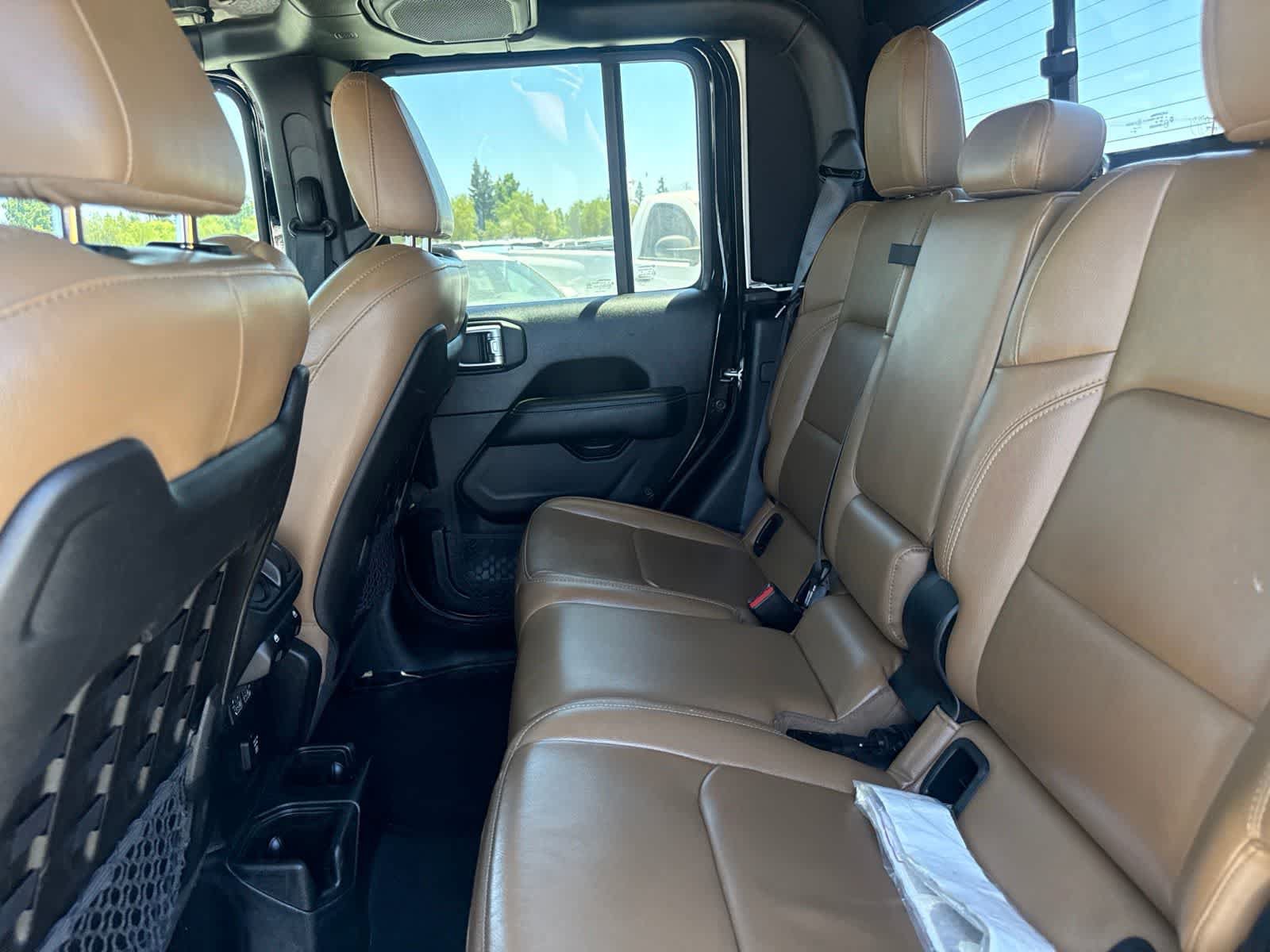 Used 2020 Jeep Gladiator Rubicon AWD/4WD image 15