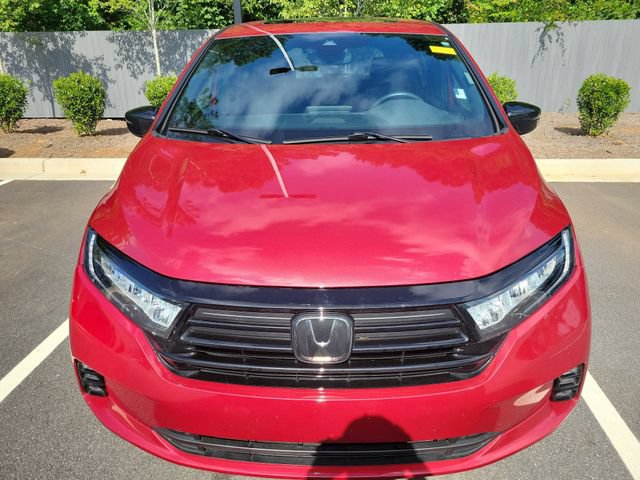 Used 2023 Honda Odyssey Sport image 2