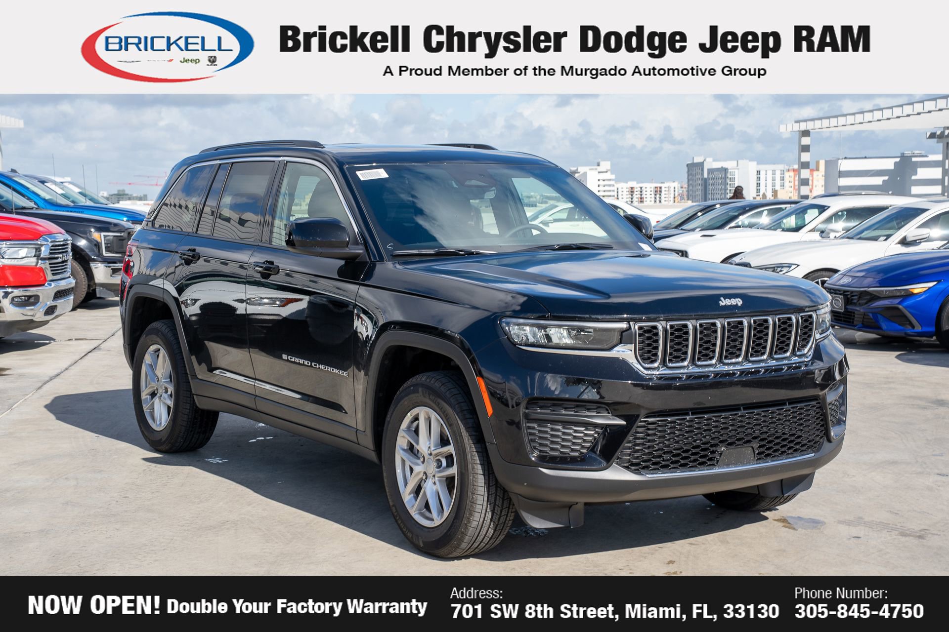 New 2025 Jeep Grand Cherokee Laredo X w/ Luxury Tech Group I image 3