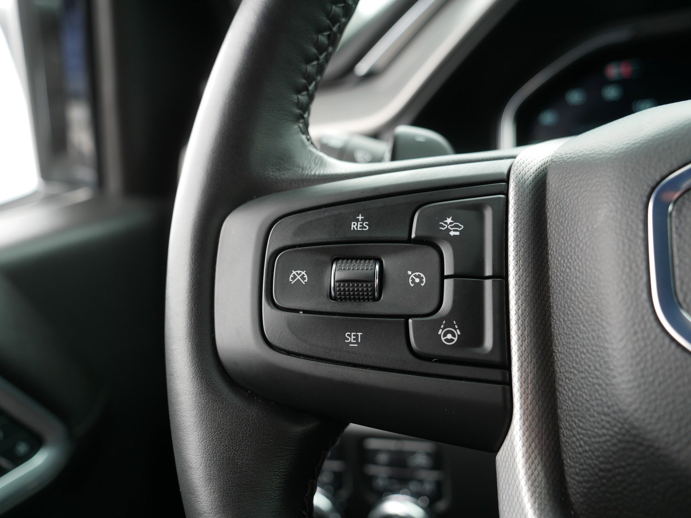 Used 2024 GMC Sierra 1500 Denali AWD/4WD image 28