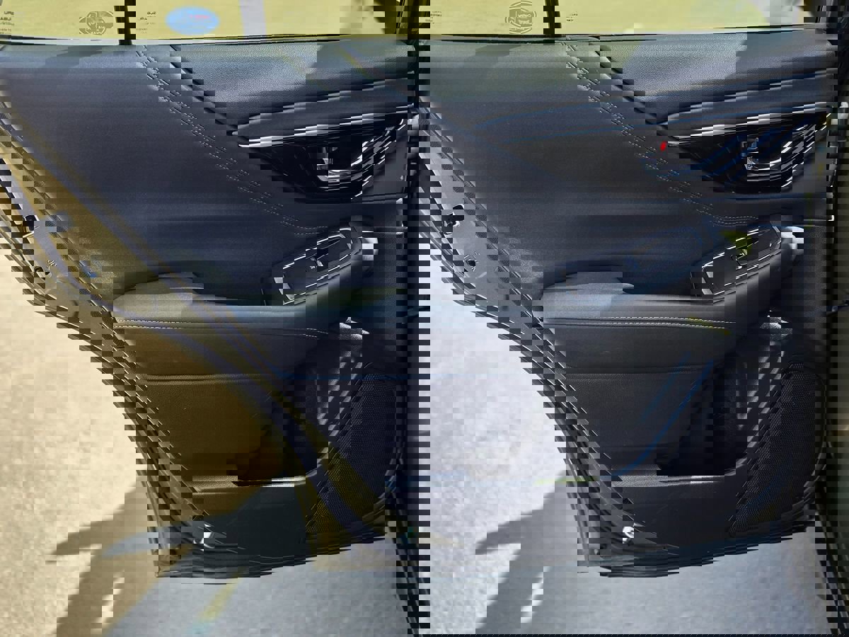 Used 2022 Subaru Outback Limited image 24