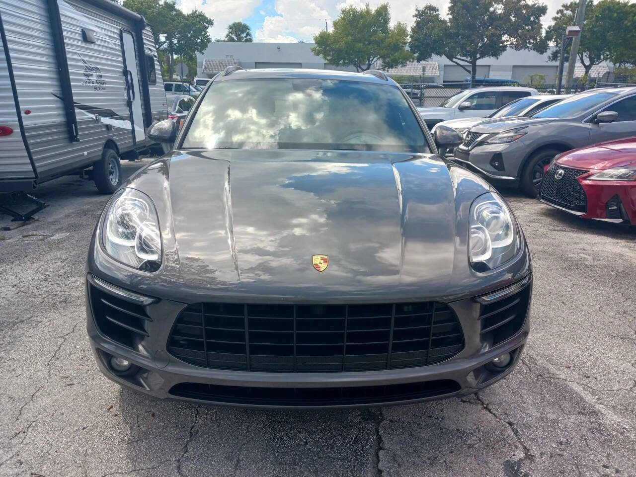 Used 2017 Porsche Macan image 3