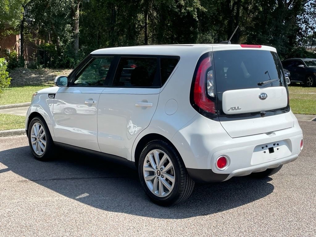 Used 2019 Kia Soul + image 28