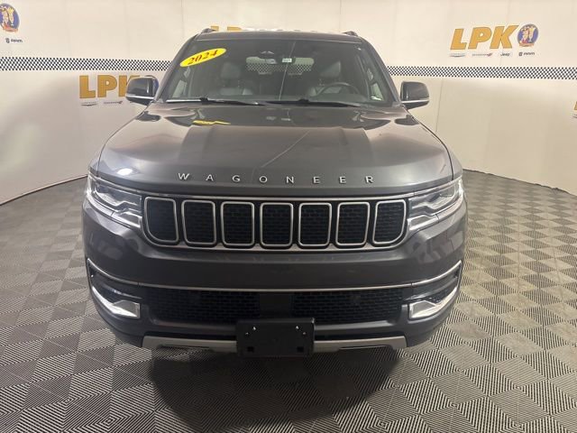 Used 2024 Jeep Wagoneer L Series II w/ Flexible Seating Group AWD/4WD image 19