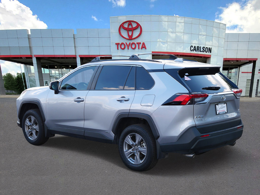 Certified 2025 Toyota RAV4 LE AWD/4WD image 6