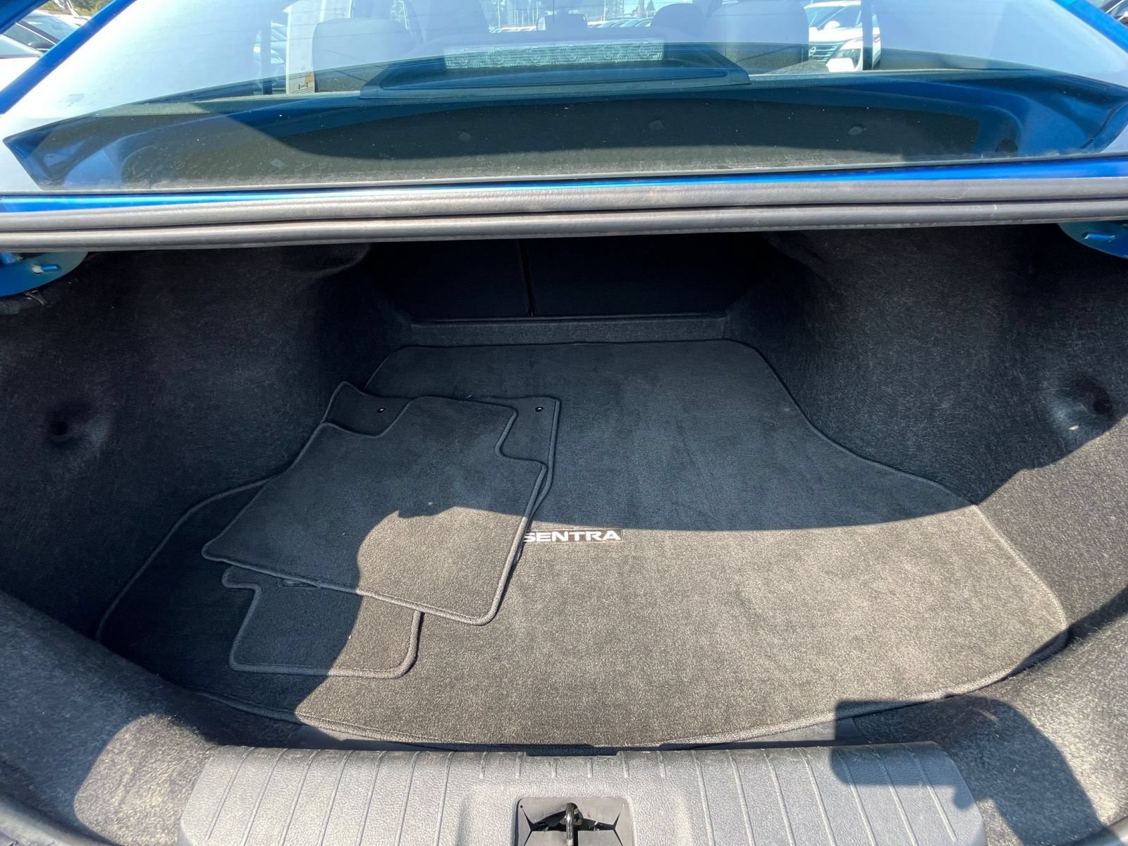 Used 2025 Nissan Sentra SV FWD image 25
