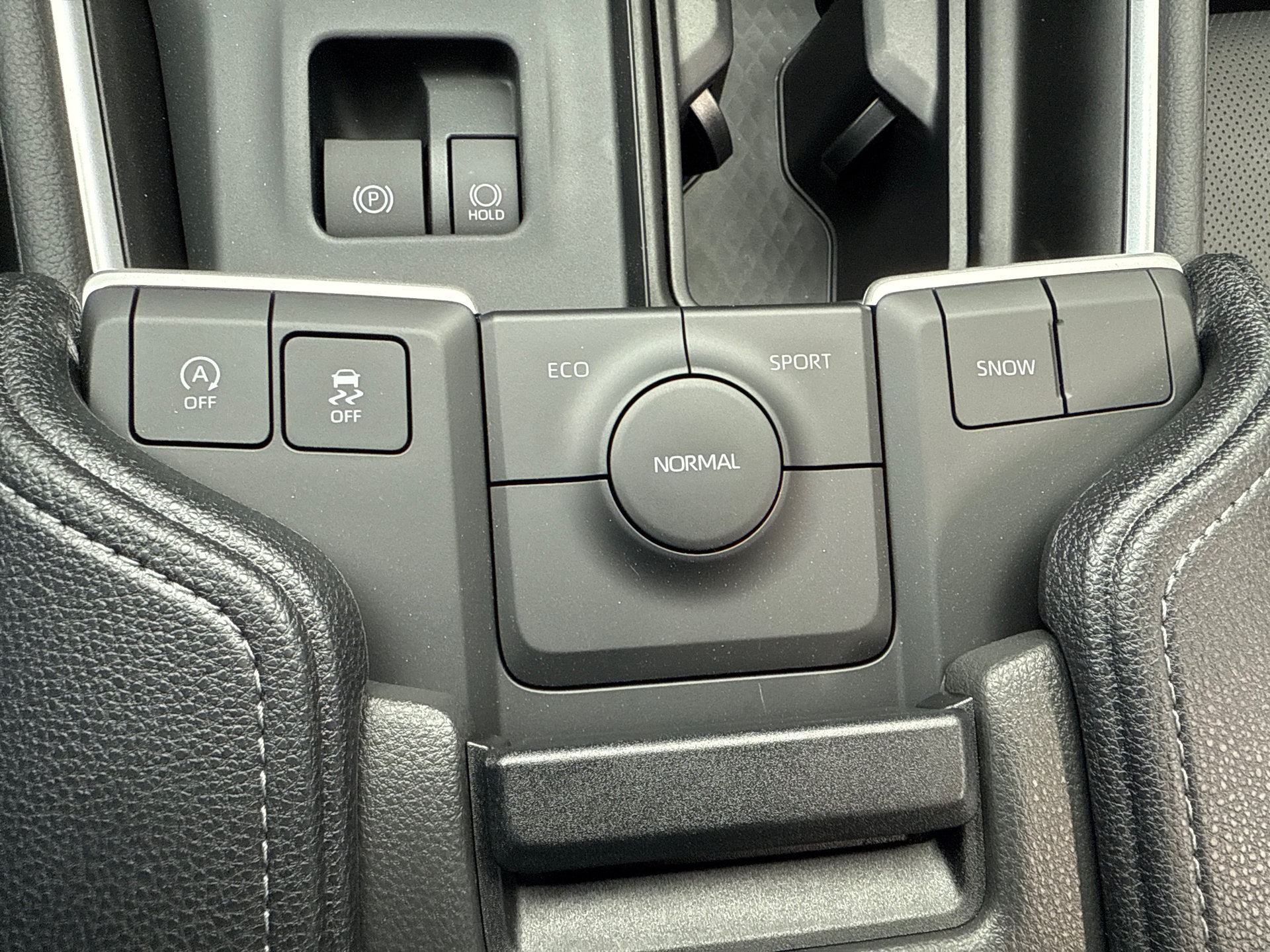 Certified 2026 Toyota Grand Highlander FWD image 28